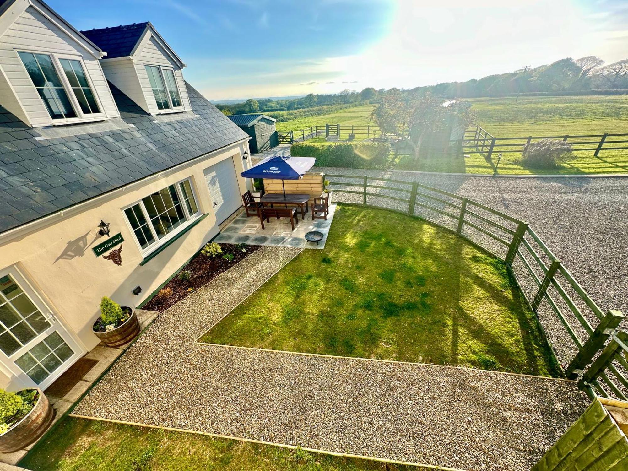 The Cow Shed Appartement Narberth Buitenkant foto
